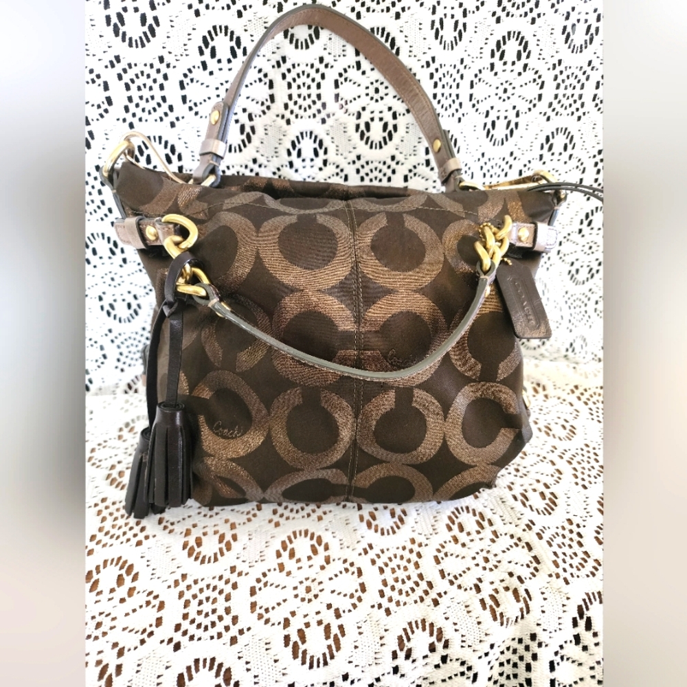 Coach Signature Olive Green Metallic Shoulder Bag! Gorgeous!